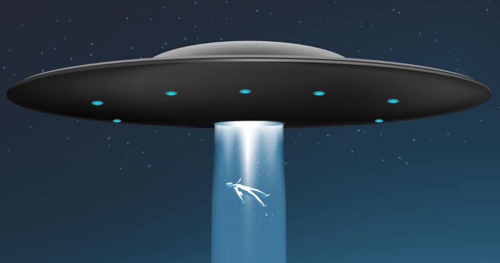 Trump’s ‘Criminal Alien’ Help Line Trolled With Reports Of Extraterrestrial Activity