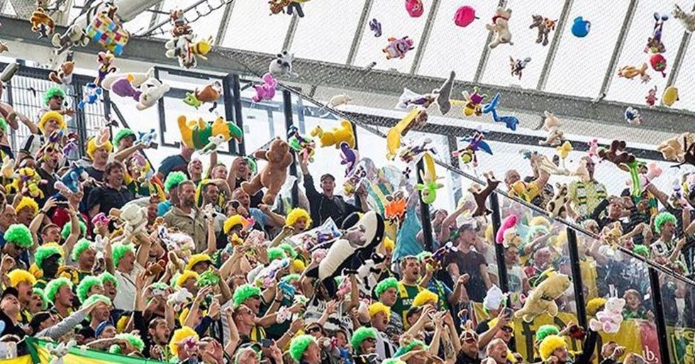 Dutch Soccer Fans Shower Sick Children With Stuffed Animals
