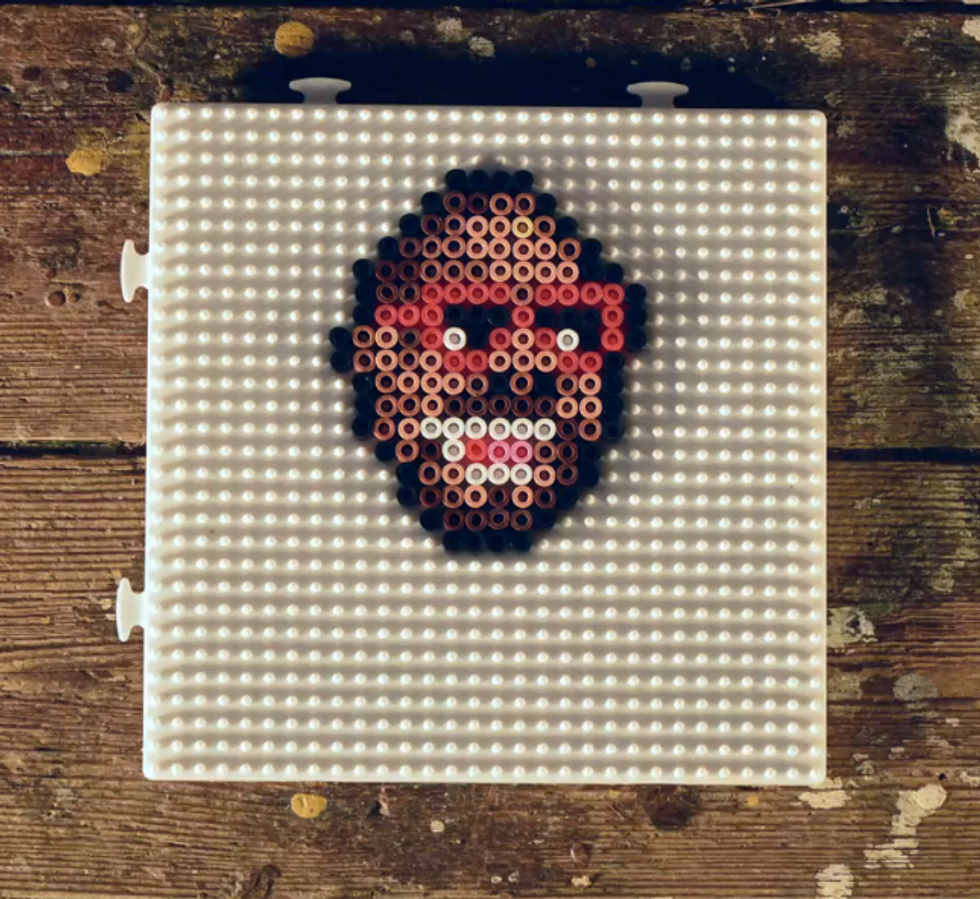 An 8-Bit Music Video Where The Pixels Are Made Out Of Beads