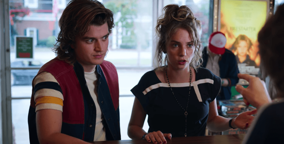 Robin From "Stranger Things" Is A Lesbian, Not Bisexual
