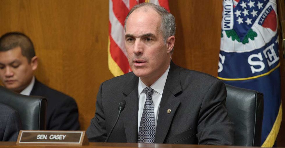 This Senator Launched A Frantic Tweetstorm To Prevent An Undocumented Five-Year-Old From Being Deported