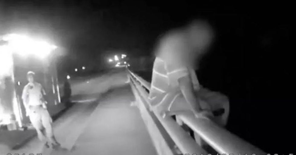 Officer Saves A Suicidal Man’s Life After Talking To Him About Football