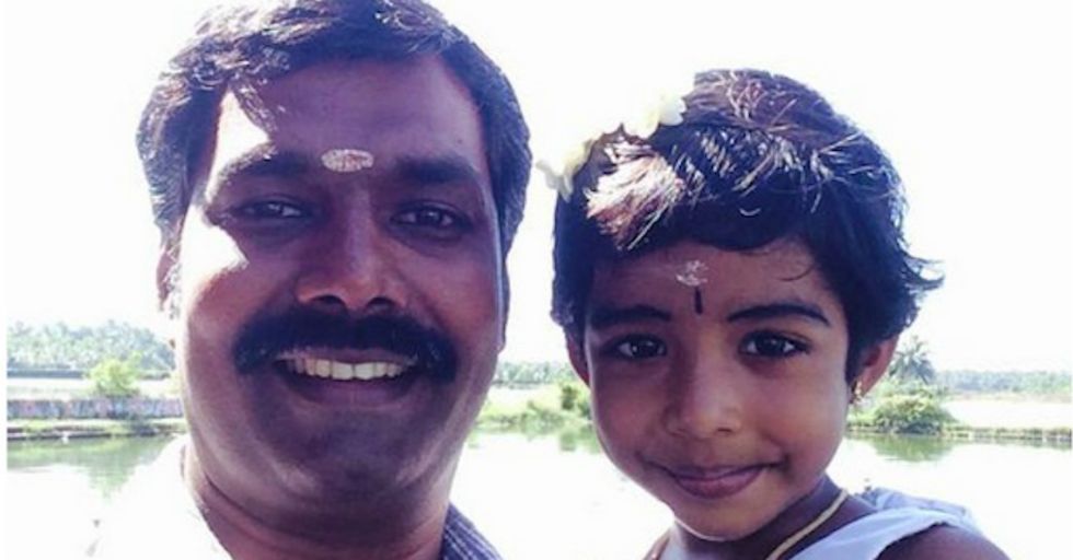 Indian Fathers Fight Female Infanticide With Selfies