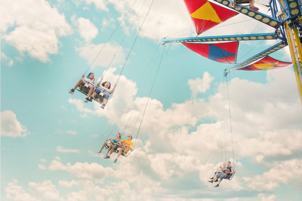 13 Amusement Park Safety Tips to Use This Summer
