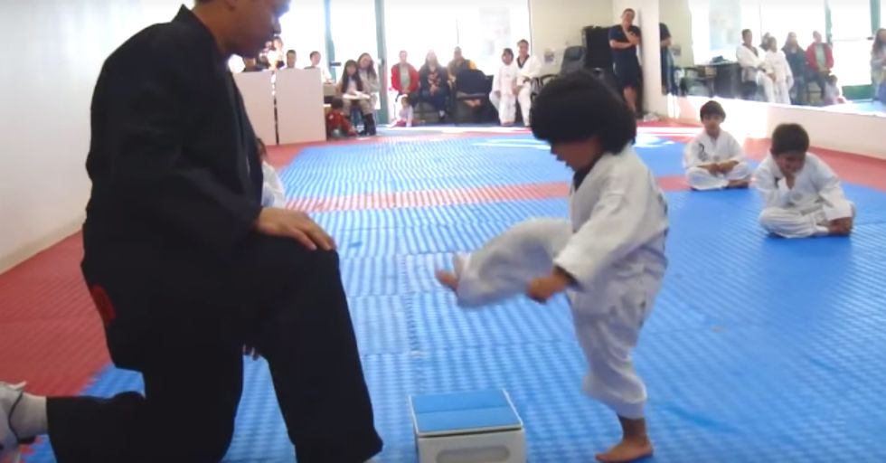 You’ve Never Seen Anyone More Determined Than This 3-Year-Old Trying to Break a Board