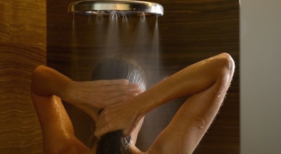 Everyone Is Freaking Out Over This New Water-Saving Showerhead