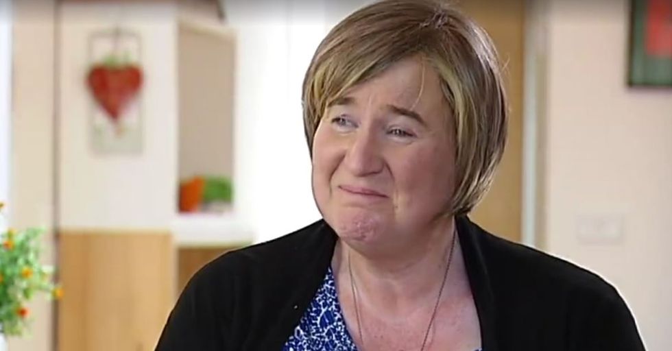 Trans Woman Whose Mother Has Dementia Comes Out to Her on a Daily Basis