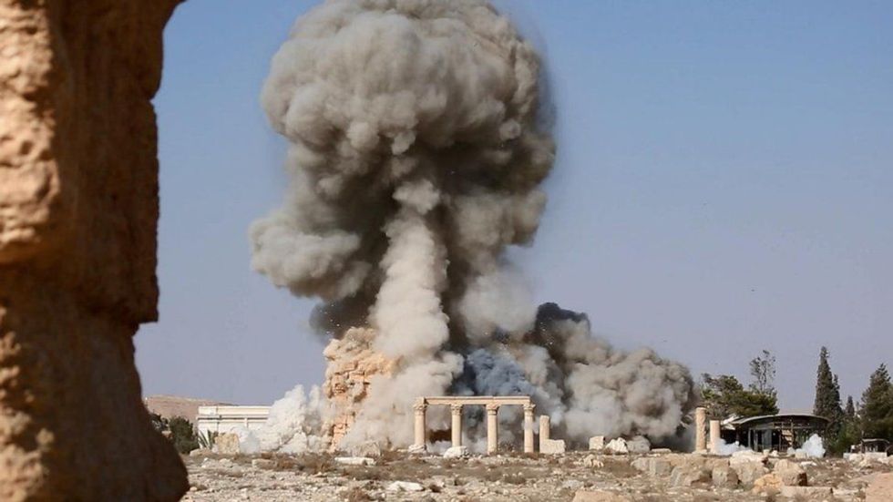 French President Says Country Will Take in Antiquities Threatened by ISIS