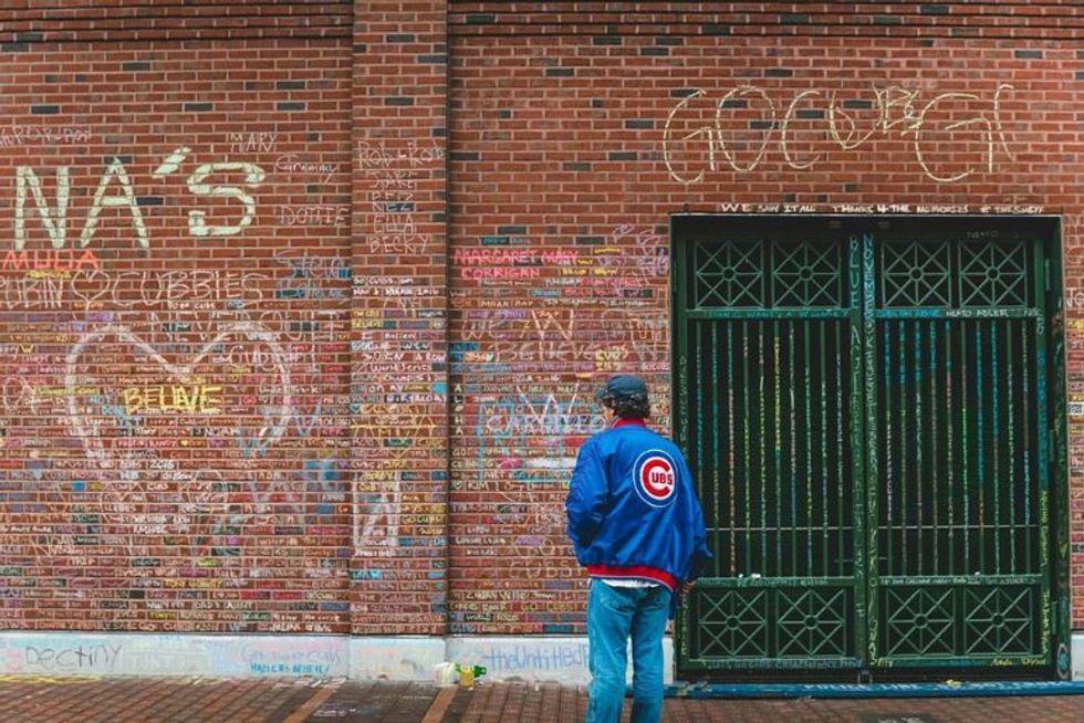 Cubs Fans Turn Wrigley Field Wall Into Stunning Memorial For Lost Loved Ones