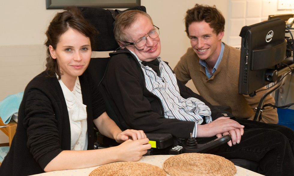 La teoria del tutto Stephen Hawking, l'amore, il tempo