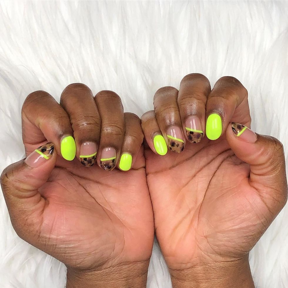 Tortoiseshell Nail Art Trend Inspiration Xonecole Women S Interest Love Wellness Beauty