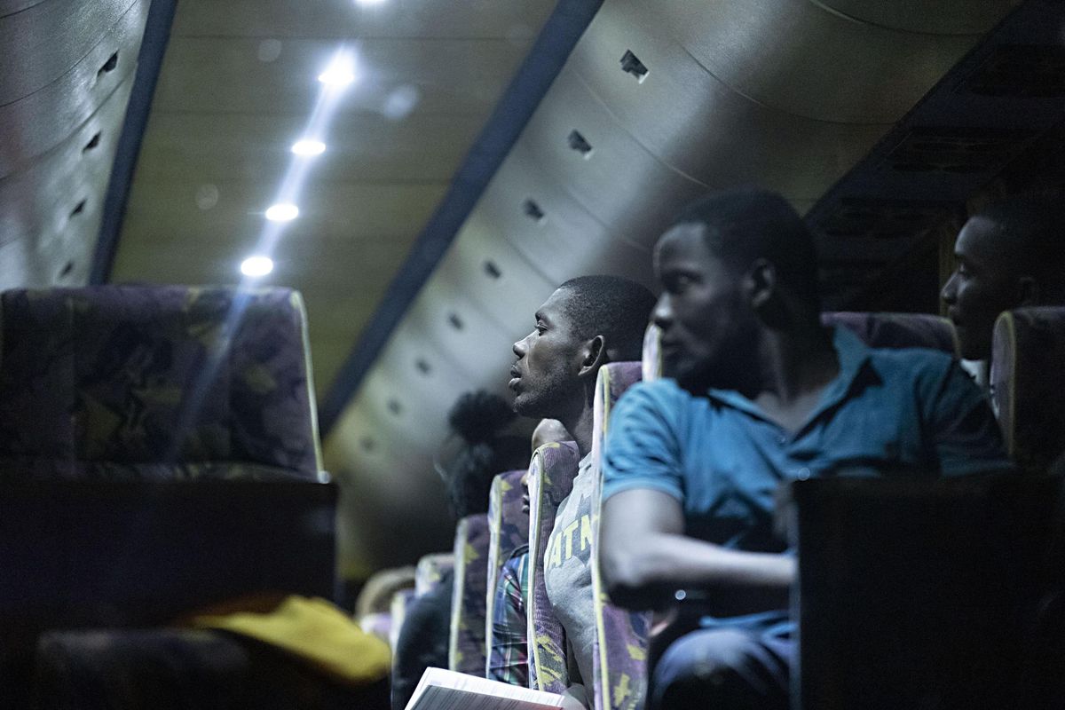 Il governo libico libera 350 migranti. E Salvini scrive all’esecutivo tunisino