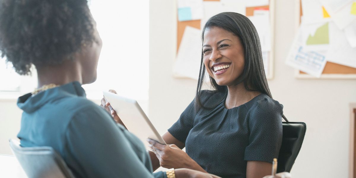 3 Compelling Reasons To Make Friends With Women You Work With
