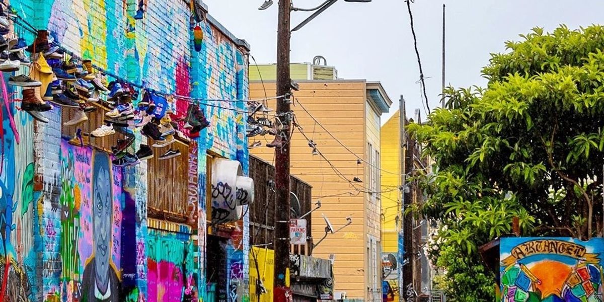 Modern Guide to Valencia Street Endless Eats, Craft Cocktails + Street