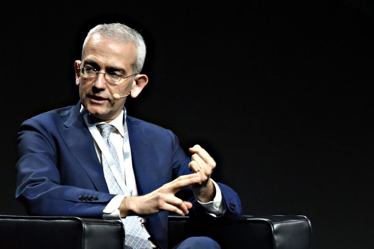 Bufale, liti e vicedirettori morosi. Che sta succedendo al «Corriere»?