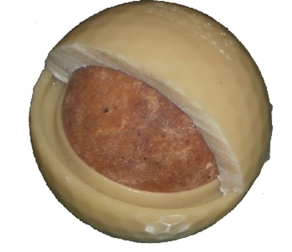 Fore! A Biodegradable Golf Ball Caters to Fish GOOD