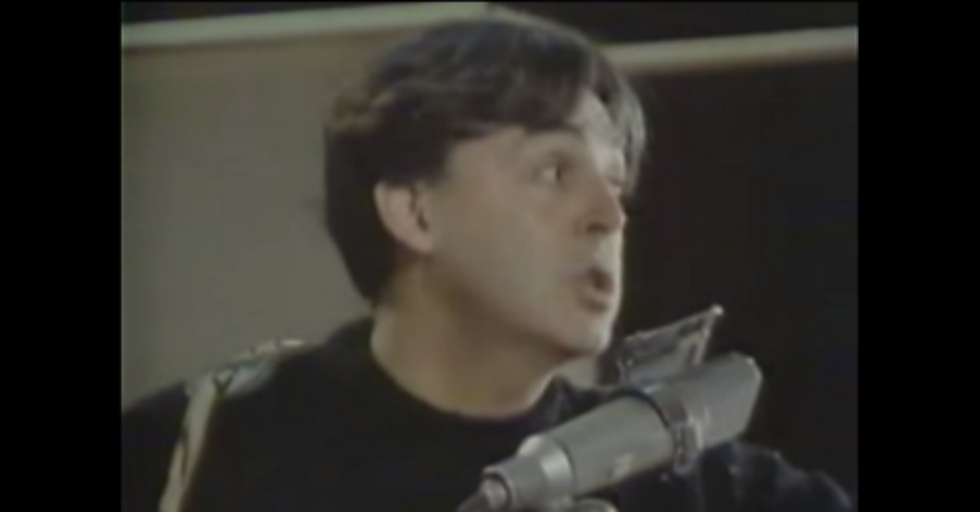Old Tape Of Paul McCartney's Off-The-Cuff Studio Performance Makes Being A Melodic Genius Look Easy