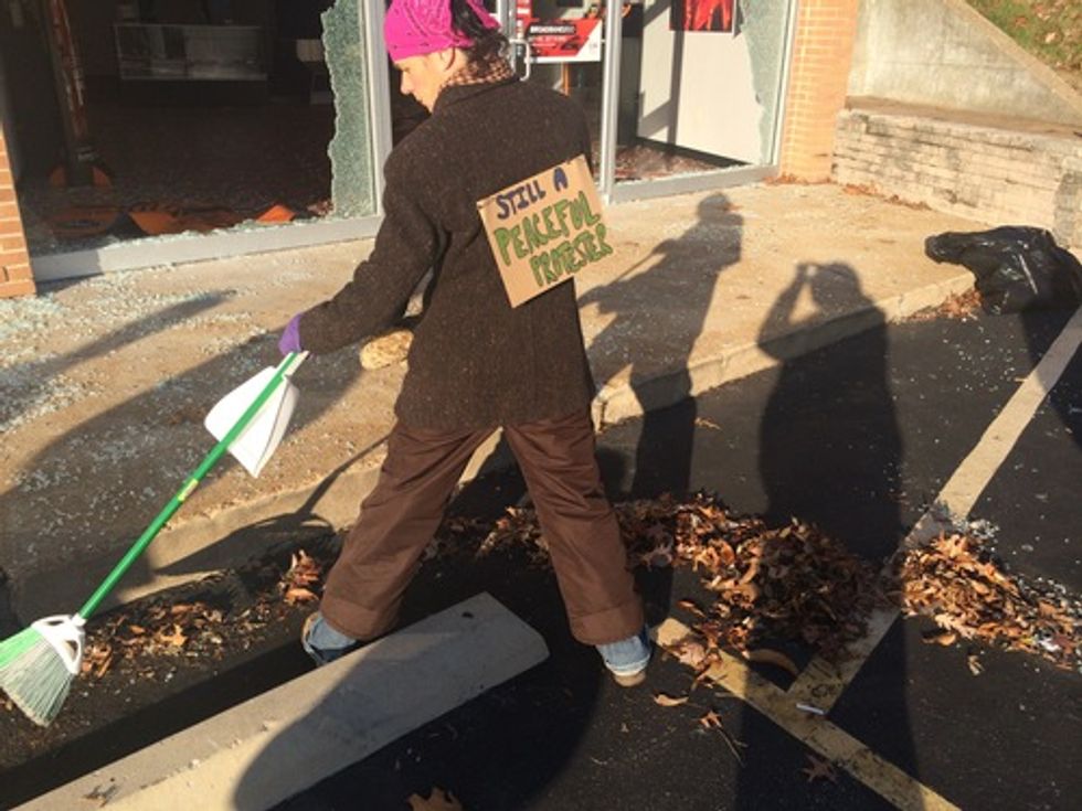 Ferguson Alternative Spring Break Hopes to Rebuild and Heal