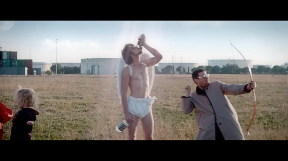 This 3.5-Minute Music Video Was Shot In 5 Seconds
