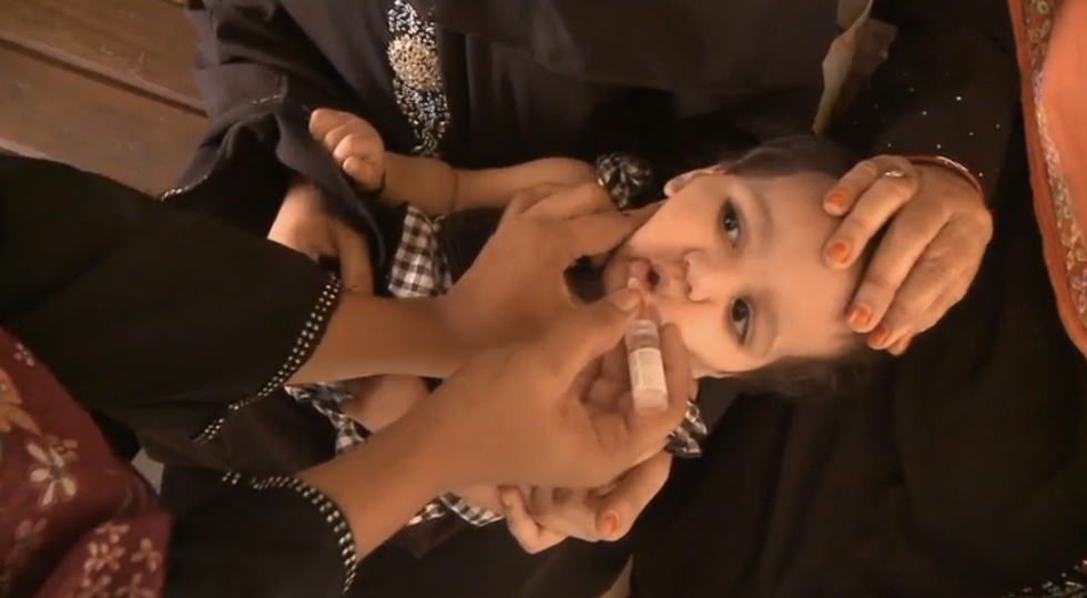 Peshawar Police Arrest Anti-Vaxxer Parents