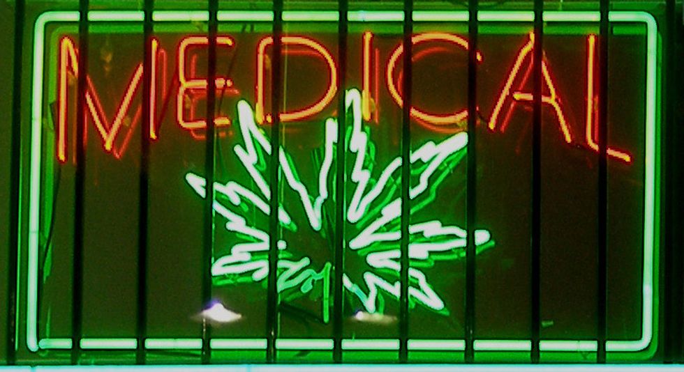 Bipartisan Medical Marijuana Bill Would End Federal Ban