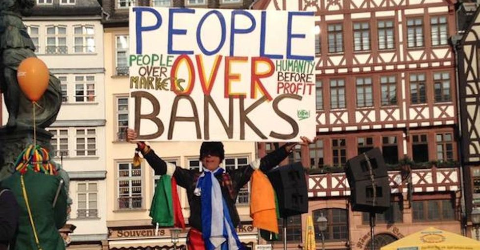 #Blockupy Protesters Clashed with Police at Anti-Austerity Rally in Germany