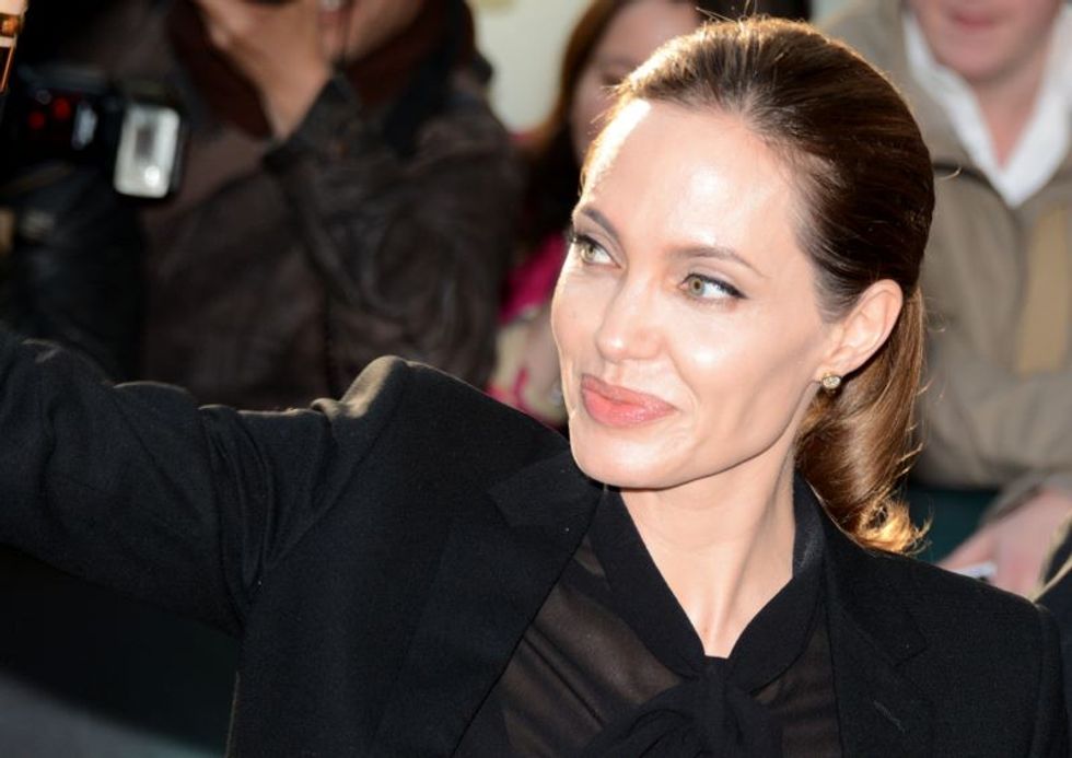 Angelina Jolie Discusses Removal of Her Ovaries and Fallopian Tubes