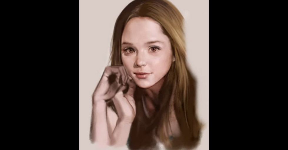 Incredible Live Painting Cycles Through Woman’s Entire Life