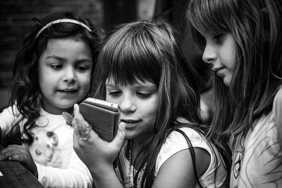 Digital Eye Strain Could Cause Long-Term Complications in Children