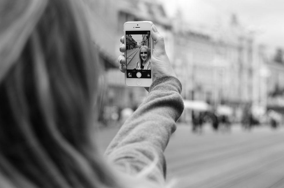 An Overambitious Selfie Destroyed This Italian Statue, and All of Society is Next