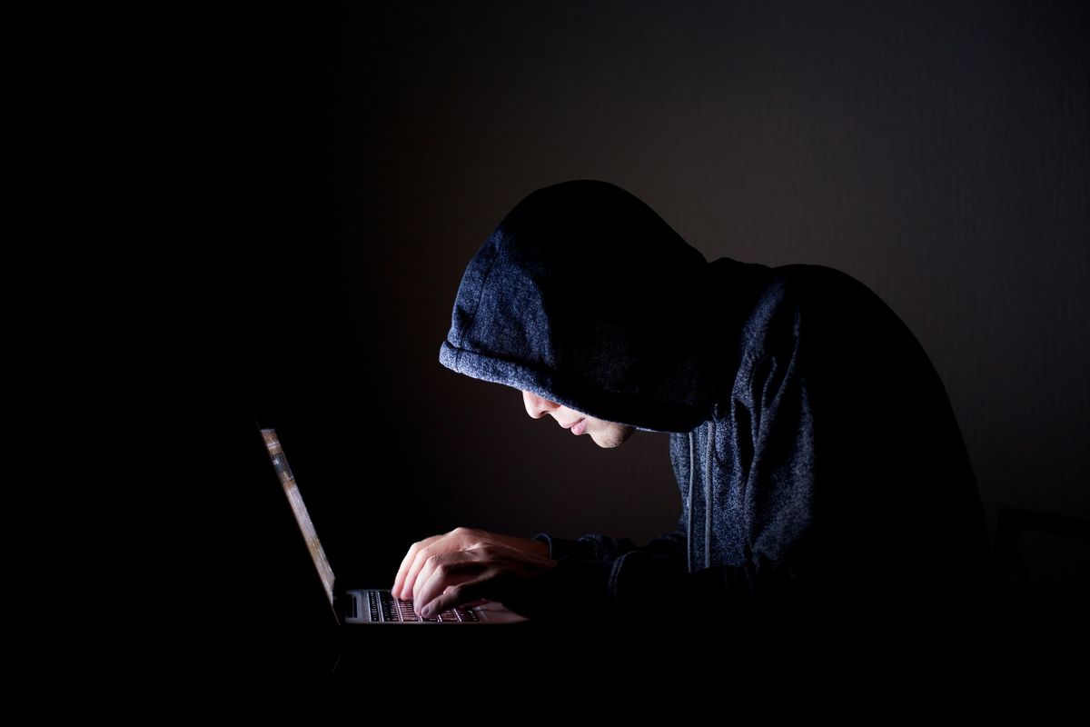Un pronto soccorso per i «vampiri» che consumano la loro vita online