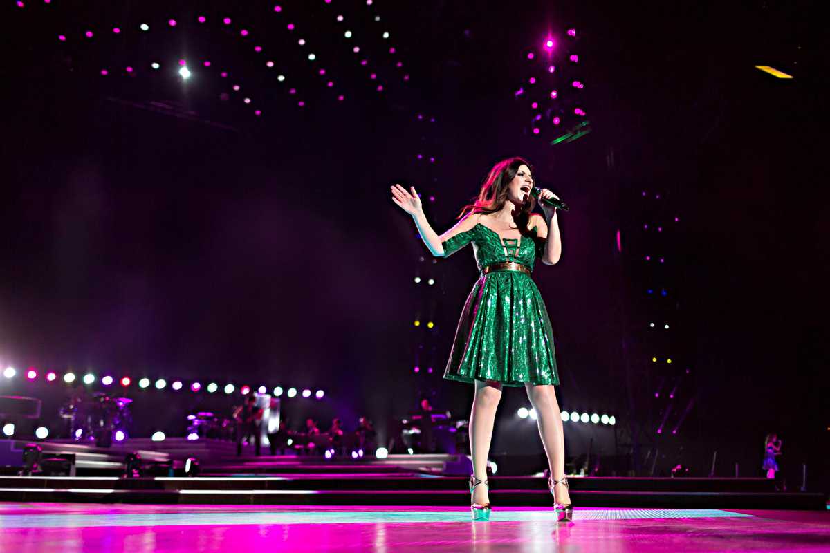 L’urlo di Laura Pausini: «Parlate di Bibbiano»