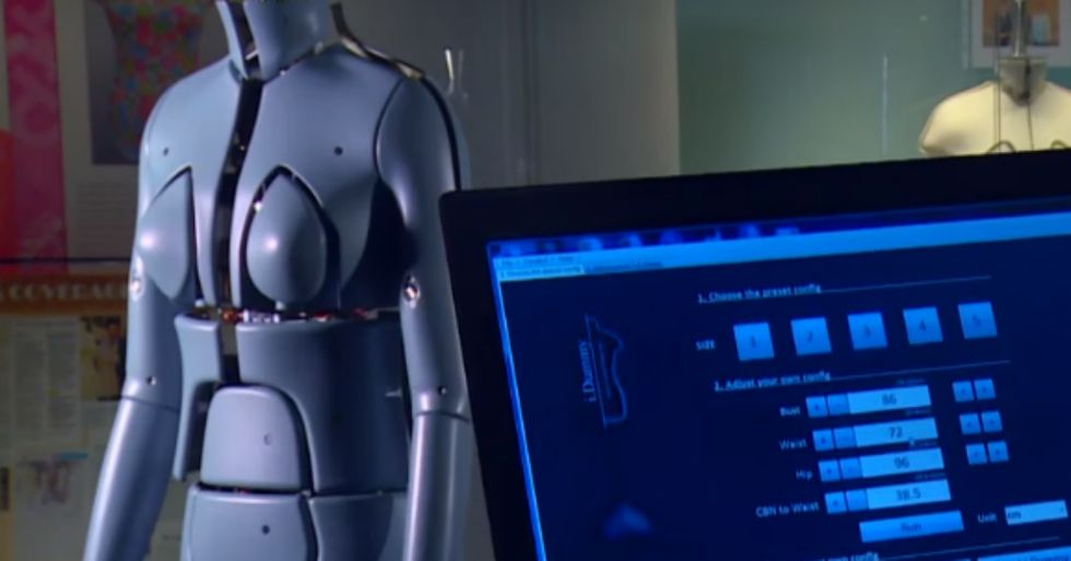 Meet i.Dummy, a Mannequin That Shifts in Size to Reflect Real Body Types