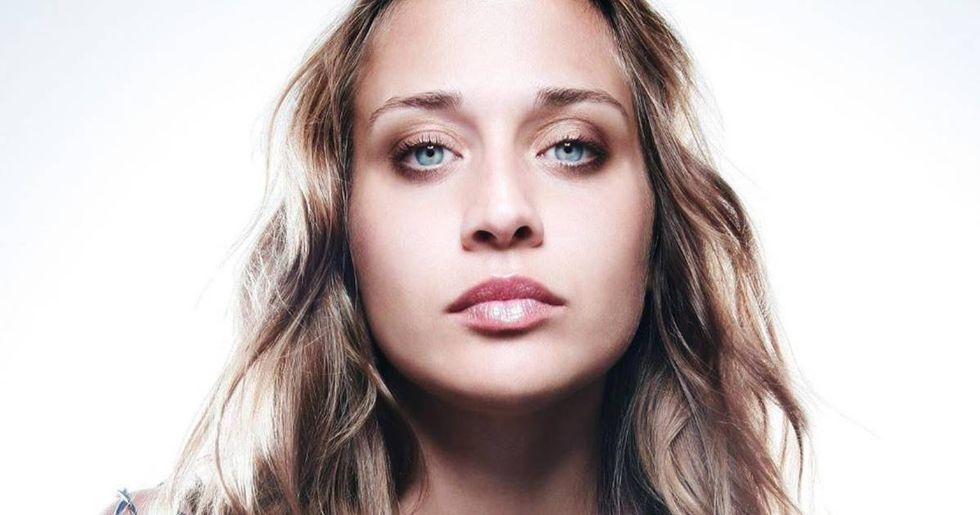 Fiona Apple Records An A Cappella Donald Trump Diss For Christmas