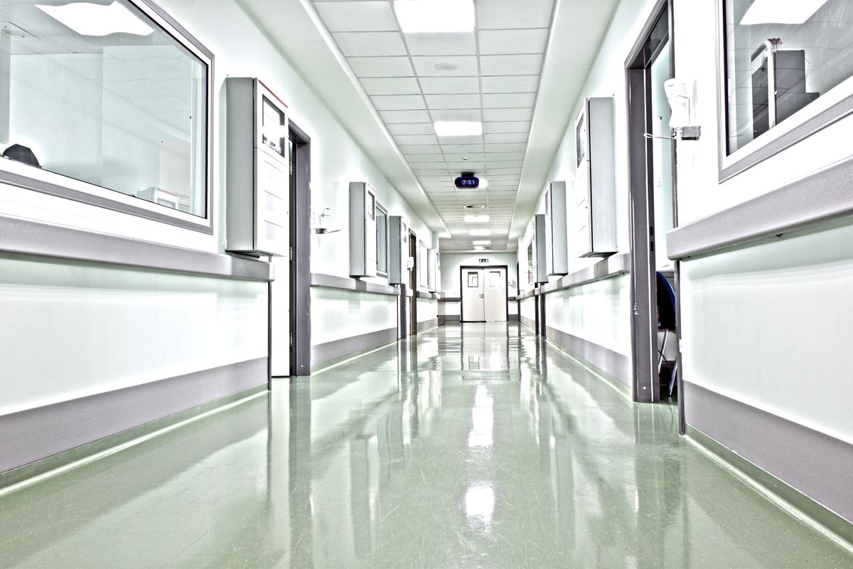 Il reparto ospedaliero? È chiuso per ferie