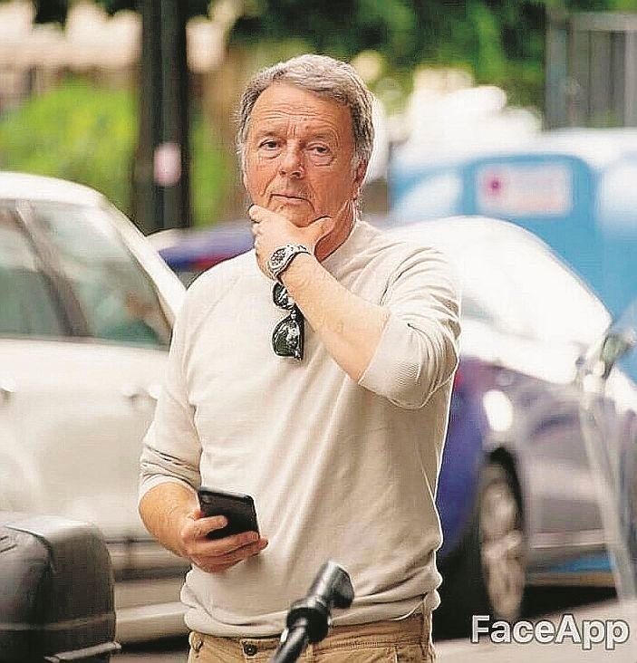 Renzi grida «al Putin» poi regala la privacy all’app russa sospetta