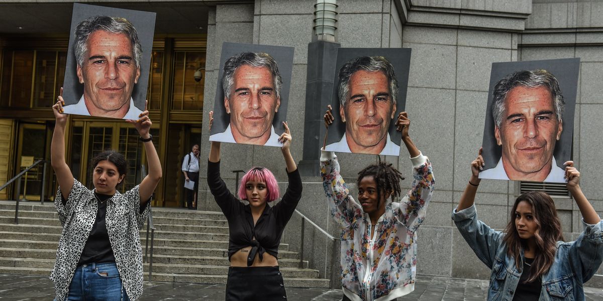 'Surviving R. Kelly' Filmmakers to Make 'Surviving Jeffrey Epstein'