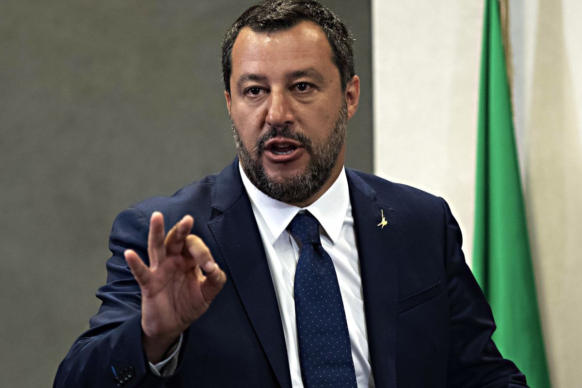 Salvini lascia il cerino in mano al M5s