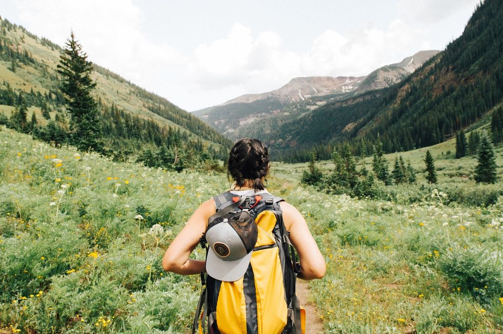 8 Items To Bring On A Summer Hike