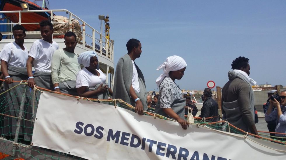 migranti-naufragio-salvataggio