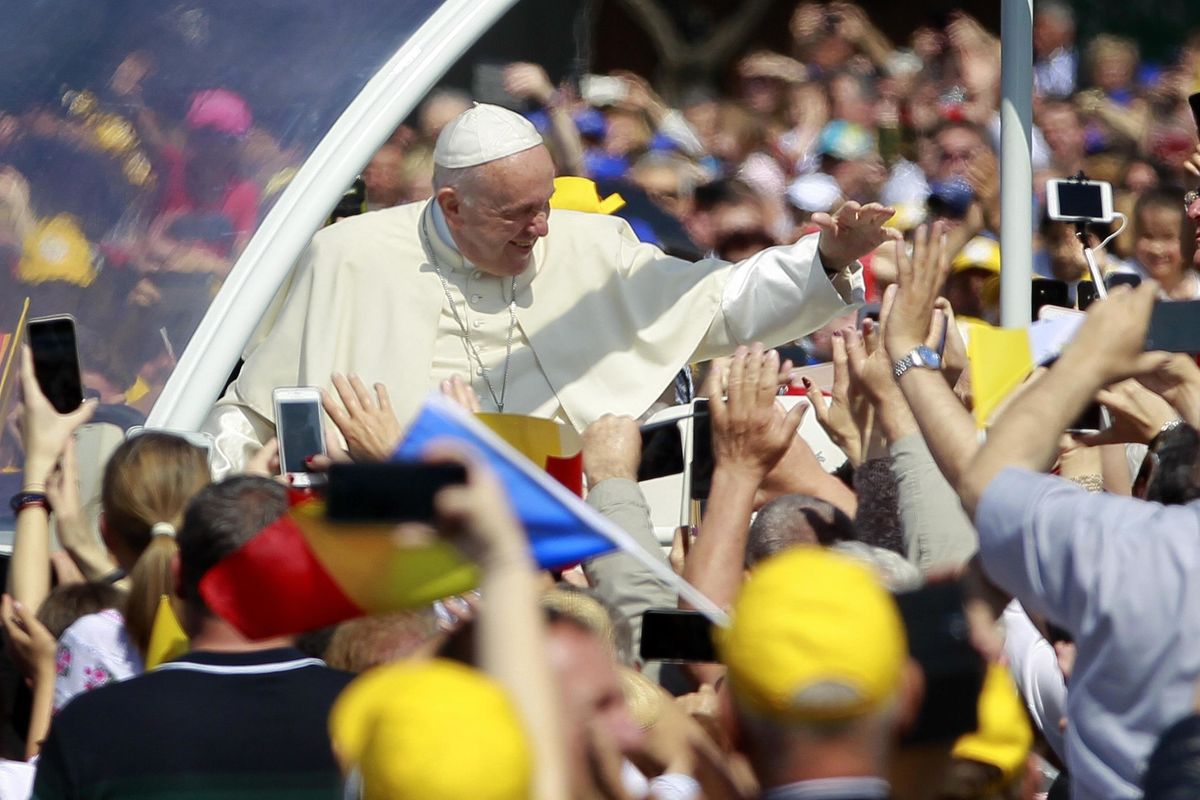 Il Vaticano «epura» i seguaci di Wojtyla