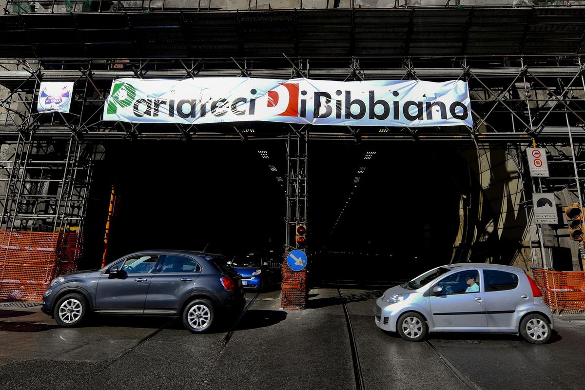Altri tre bambini tornano dai loro genitori