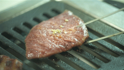 La criminalizzazione della carne apre il mercato del cibo artificiale