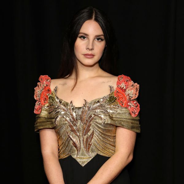 Of Course, Lana Del Rey Covered 'Season of the Witch'