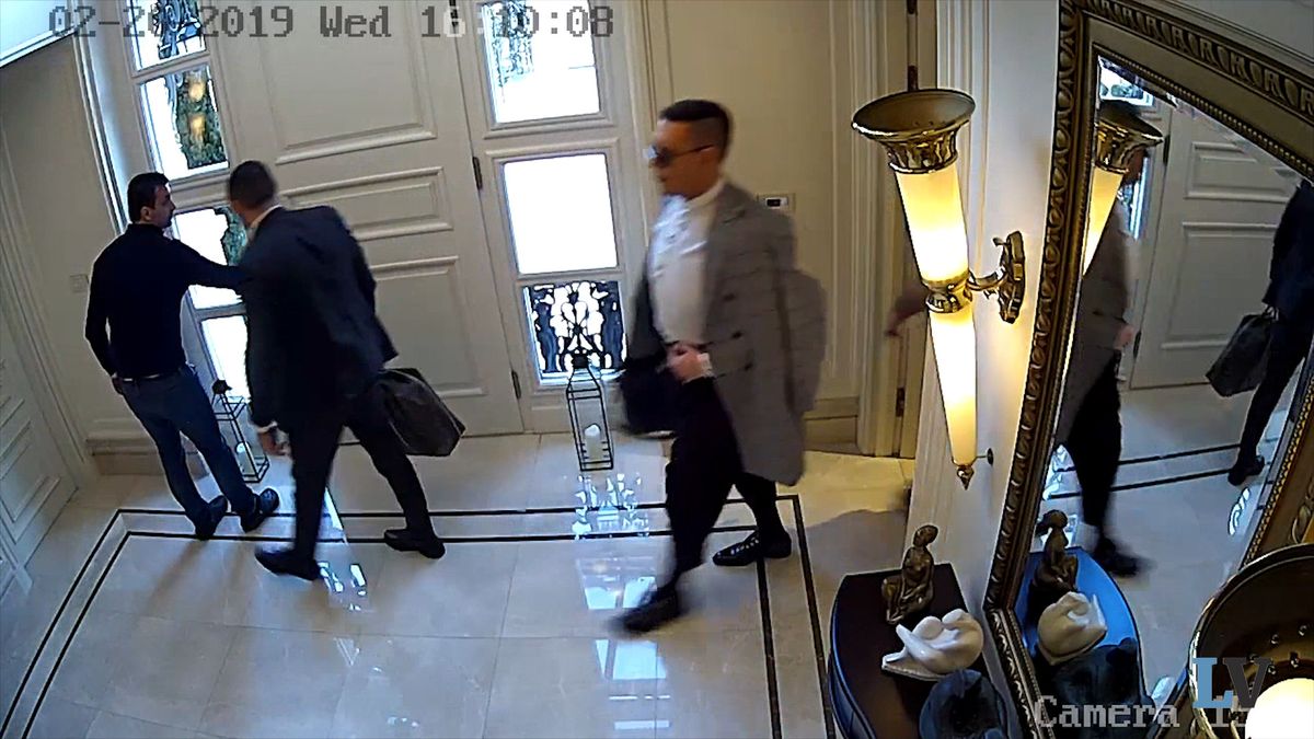 La super Pm di Skopje voluta da Mogherini e Bruxelles si dimette per un caso tangenti