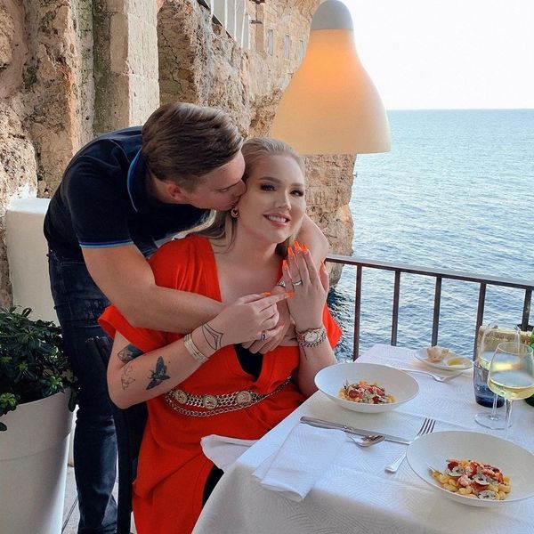 YouTuber NikkieTutorials Gets Engaged