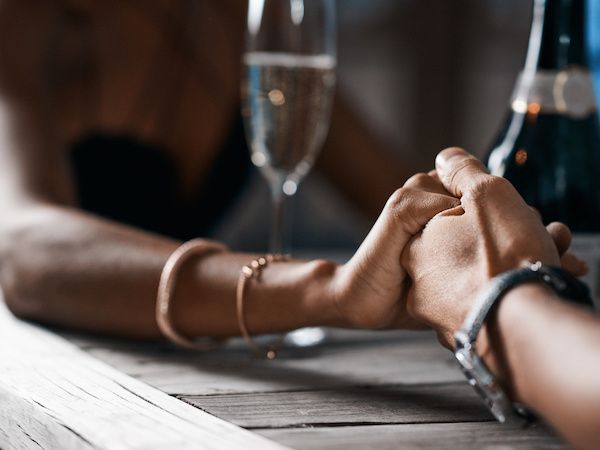 7 apps to help anyone plan that perfect date night