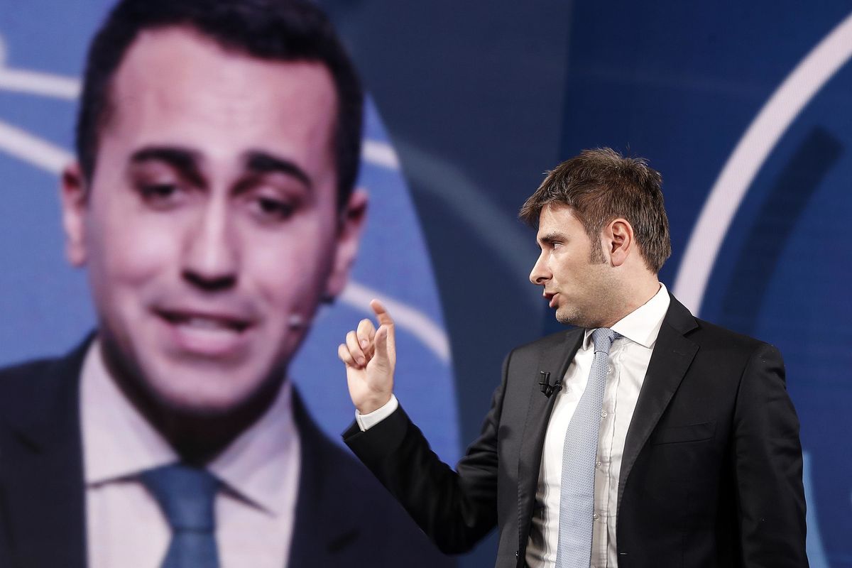Di Maio incassa l’ultimo schiaffo. Poi i grillini passano agli insulti
