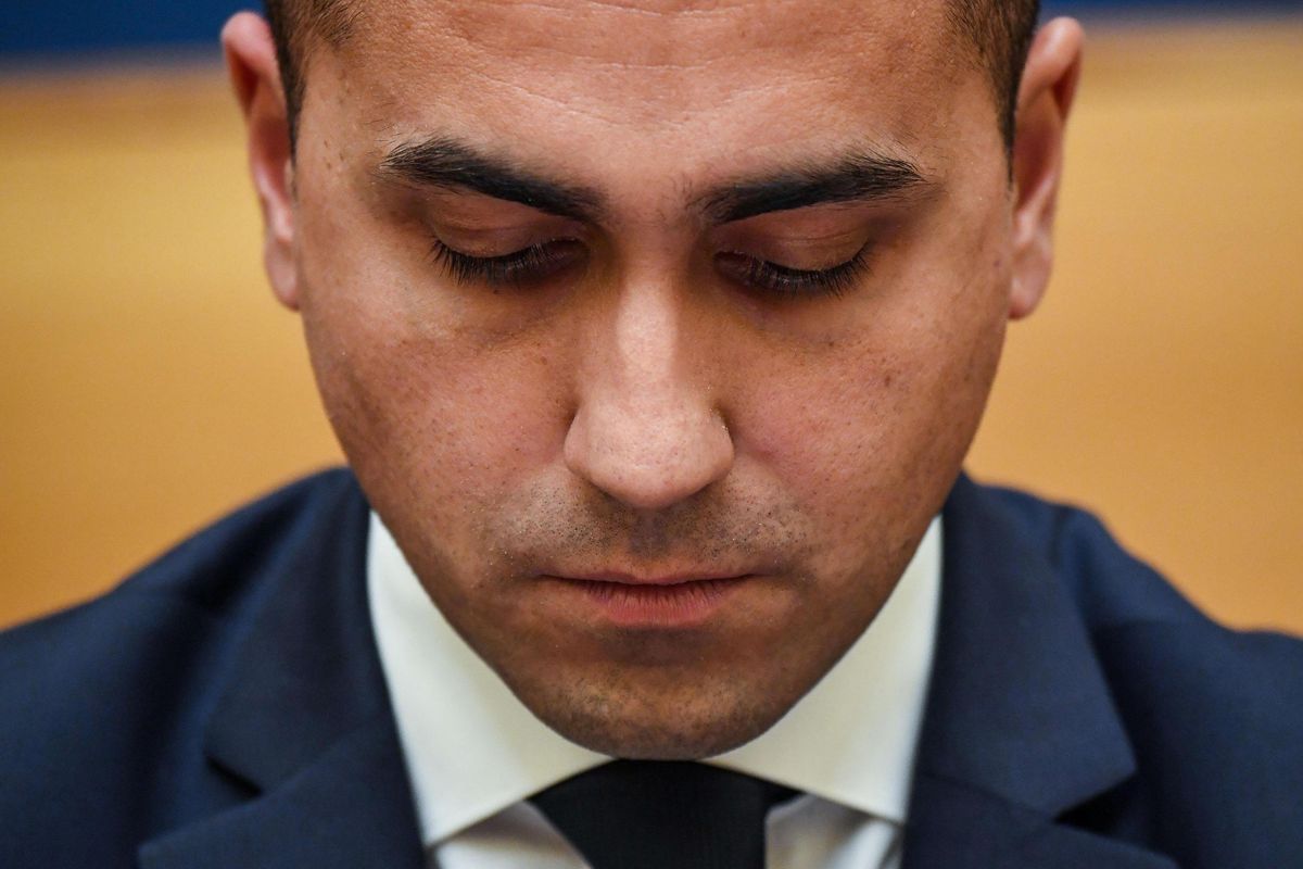 Il M5s usa il taglio dei parlamentari per cercare di allontanare il voto