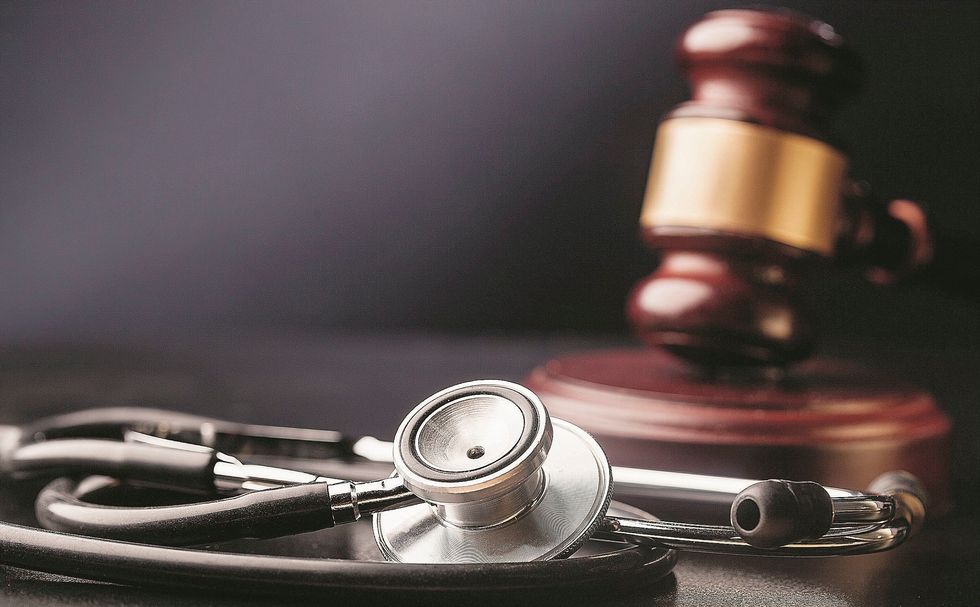 Sanità: il business delle cause ai medici